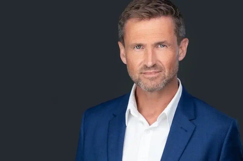 sydney headshot photographer